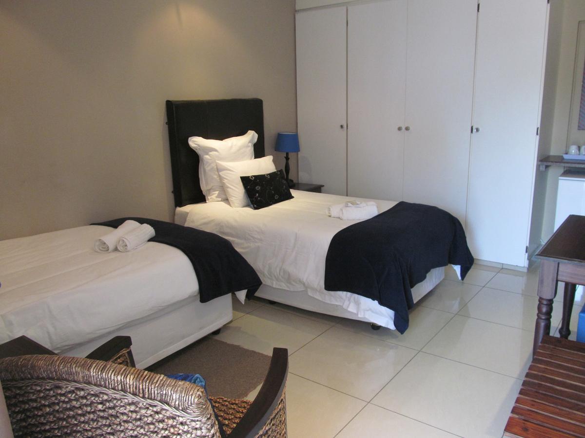 Bettie'S Luxury Lodge Kroonstad Habitación foto